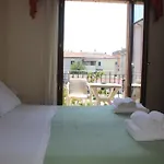 La Tartaruga Nocleg ze śniadaniem